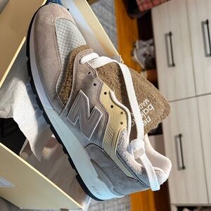 New Balance Beige and White Men's Sneakers